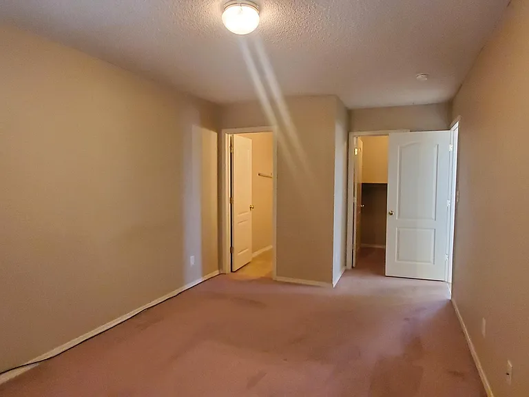 3408 Blue Earth Ln #C — Photo 11