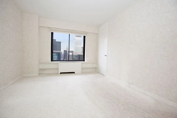 Rented by Manhattan Boutique Real Estate | media 18