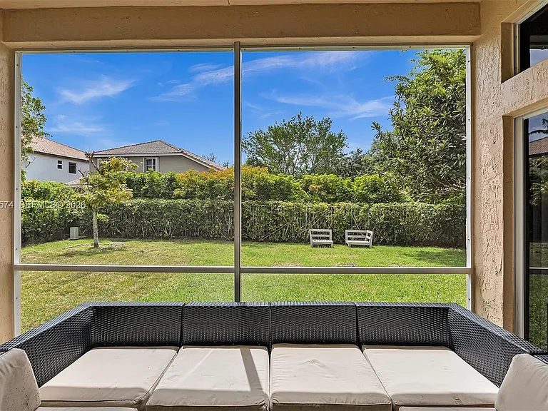 3711 Falcon Ridge Cir — Photo 5