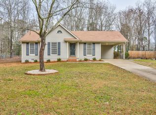 236 Rutledge Dr, Winder, GA 30680