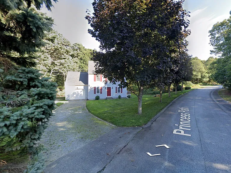 4 Princess Path — Photo 1