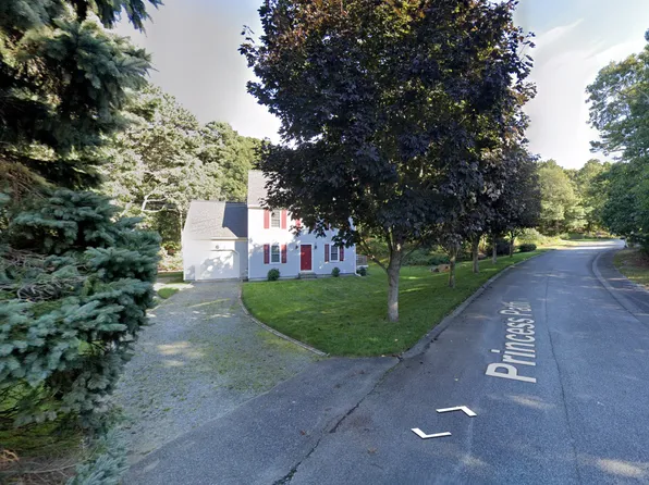 4 Princess Path, South Dennis, MA 02660