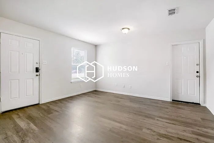 2561 Elsie Faye Heggins St — Photo 3