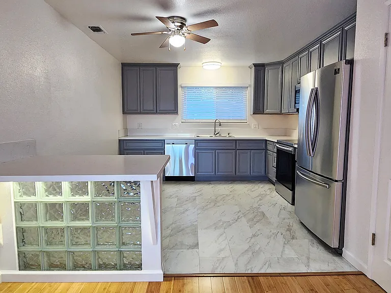 1430 V St #2 — Photo 4