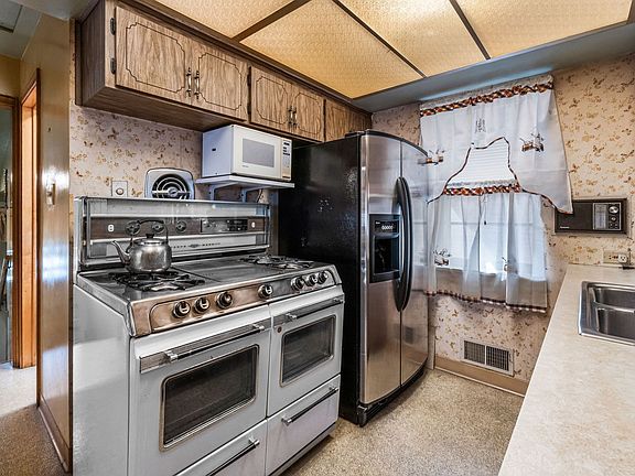 5th image of 3241 S 54th Ct