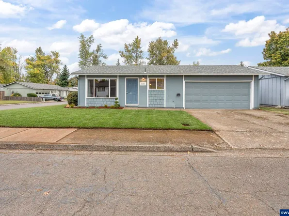 1135 Genie Ct SE, Salem, OR 97306