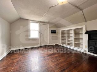 1456 Dean Ave APT 4, Des Moines, IA 50316