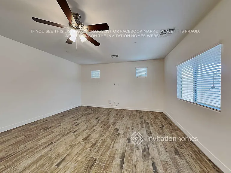 2105 N 211th Dr — Photo 5