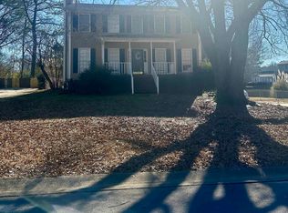 1055 Willow Creek Ct, Alabaster, AL 35007