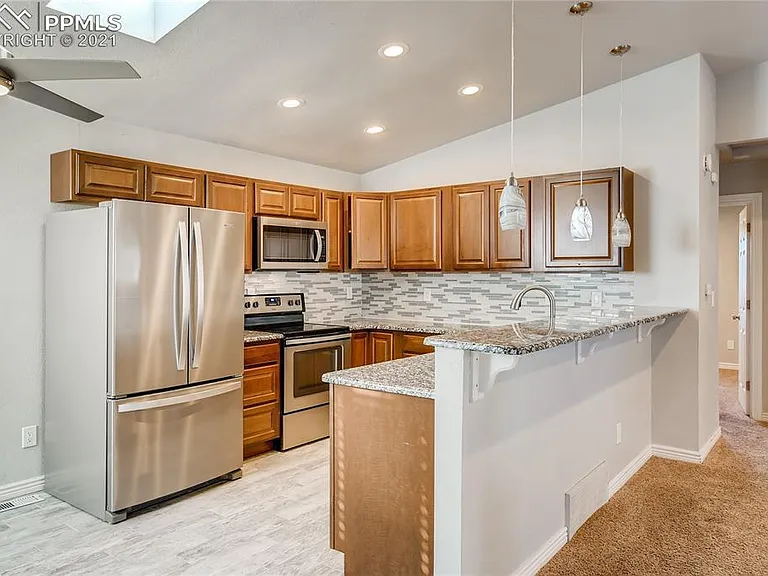 Moonbeam Cir S — Photo 11
