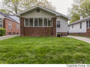 1924 N 5th St, Springfield, IL 62702