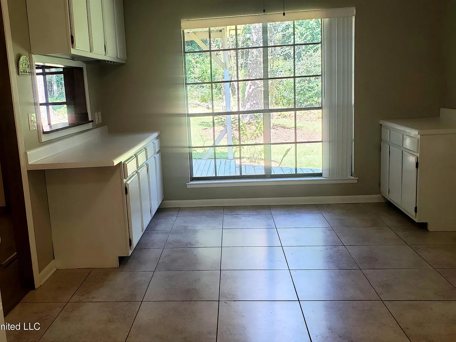 3 bed, 2.0 bath, 1808 sqft, $1,895 — Photo 4