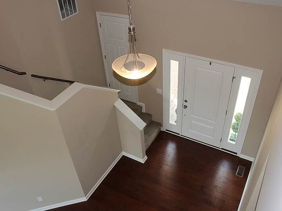 5th image of 2631 Thornhill Dr