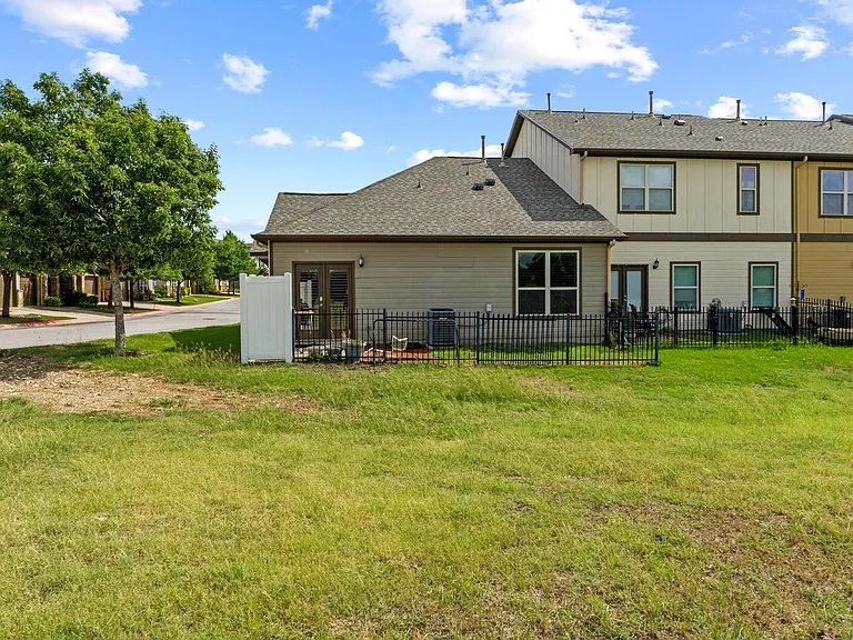 1900 Little Elm Trl #153 — Photo 27