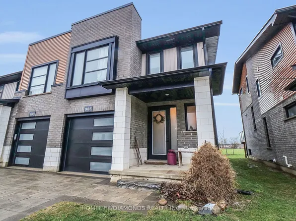 985 West Village Sq, London, ON N6H 0J7