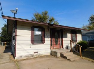 1720 S 25th St, Waco, TX 76706