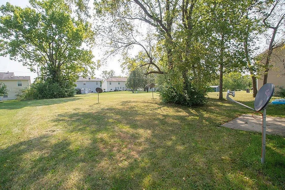 Waterloo Dr - 4516-... — Photo 3