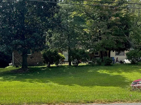 705 State Highway 54 W, Chapel Hill, NC 27516