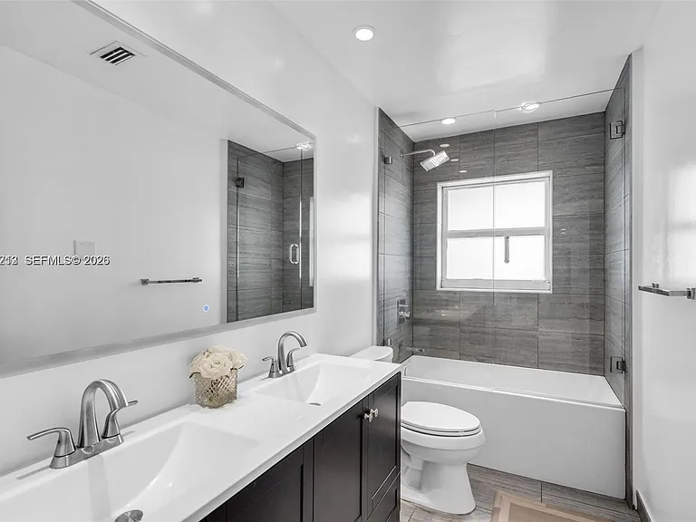 1540 SE 23rd Ave — Photo 17