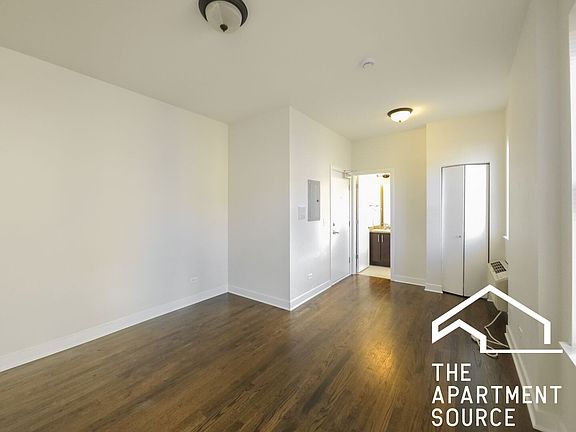 4th image of 1912 N Lincoln Ave APT 202