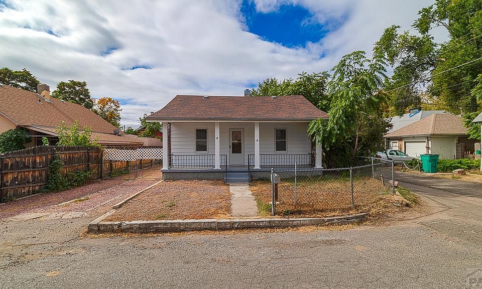 1st image of 3 Highland Pl