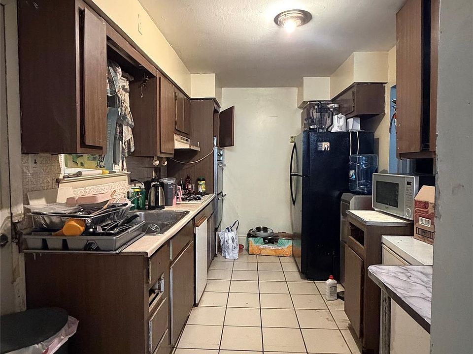 2nd image of 2118 Elk Drive