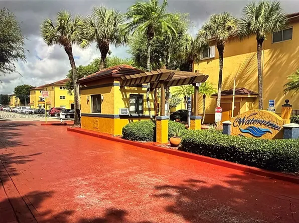 14910 SW 82nd Ter #15-203, Miami, FL 33193