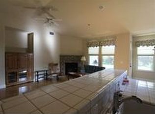 449 W Herbert Ave, Reedley, CA 93654