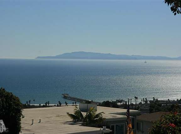 5th image of 396 Mariposa Dr
