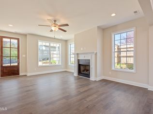4925 Creek Bank Dr, Knoxville, TN 37920