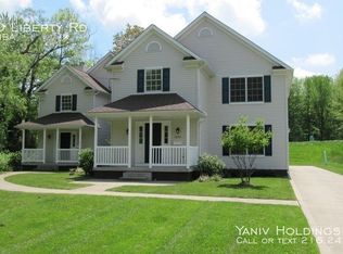 4690 Liberty Rd, Cleveland, OH 44121