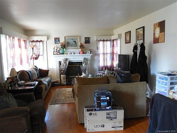 2nd image of 815 S Brady Ave