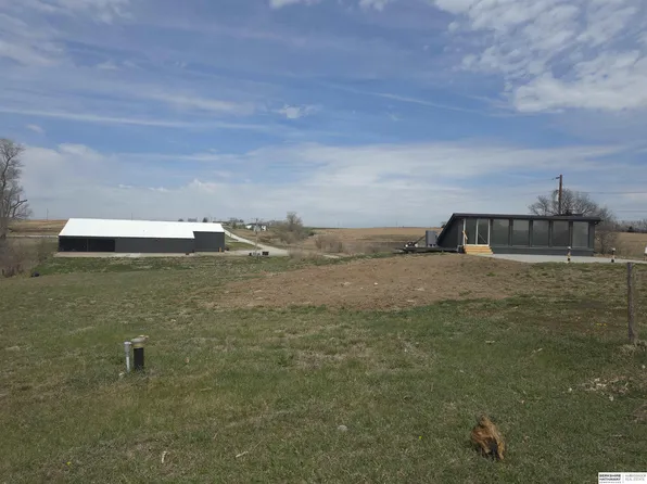5205 W Roca Rd, Martell, NE 68404
