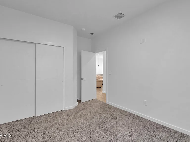 12713 Captain Claudia Ct — Photo 35