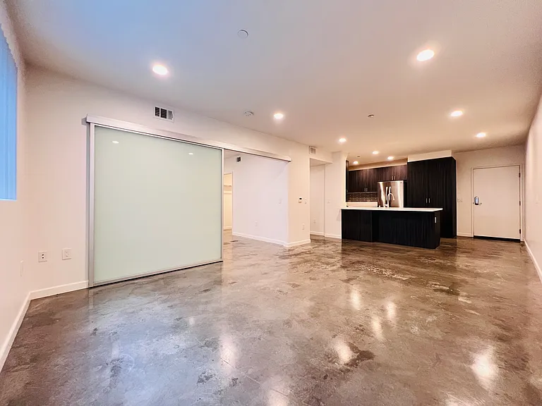 4814 Oakwood Ave #2 — Photo 6