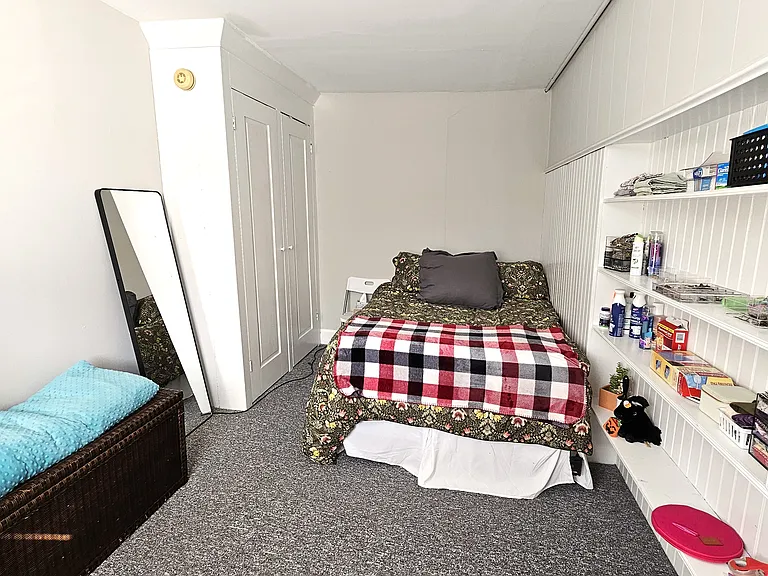 339 W Miner St #C — Photo 9