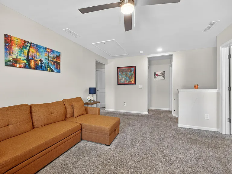 676 Winesap Dr — Photo 20