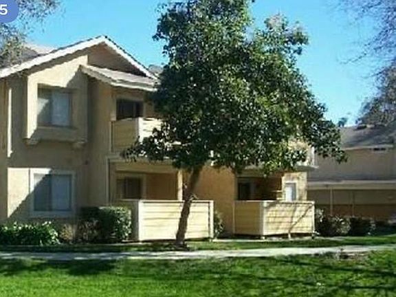 2nd image of 3734 Oak Creek Dr Unit D