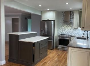 5805 Rolling Dr, Rockville, MD 20855