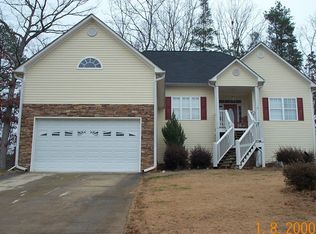 104 Heritage Oaks Dr, Ball Ground, GA 30107