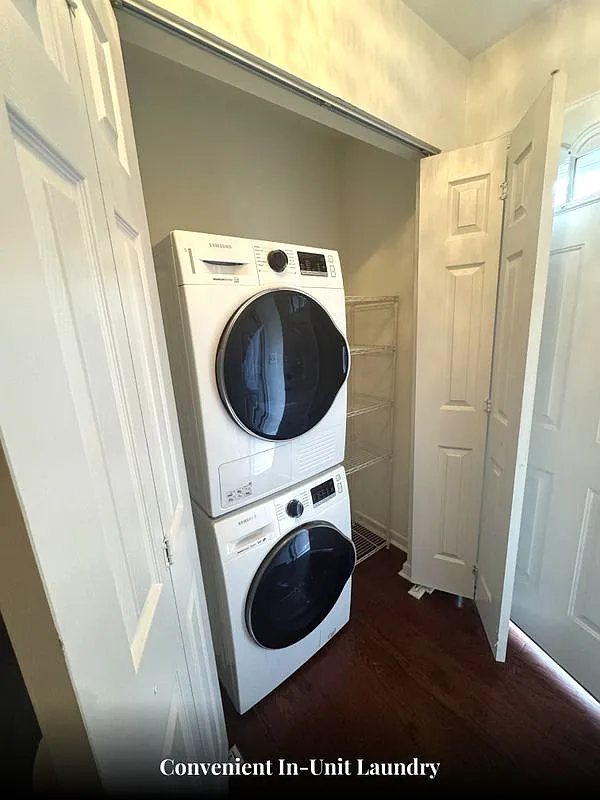 3 bed, 3.5 bath, 1906 sqft, $2,599 — Photo 3