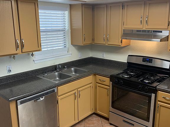 5th image of 11389 Tenaha Ave