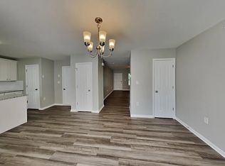1230 Rising Oak Dr, Charlotte, NC 28206