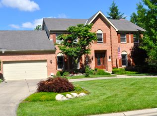 11097 Sycamore Grove Ln, Cincinnati, OH 45241