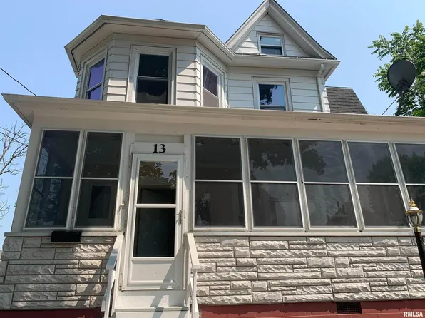 13 Riverview Pl, Davenport, IA 52803