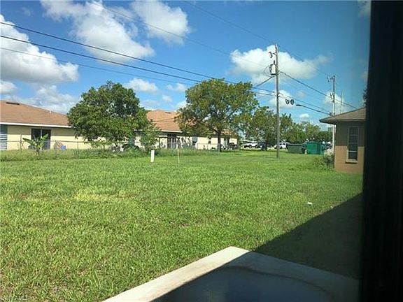 2nd image of 20 SE 24th Ave