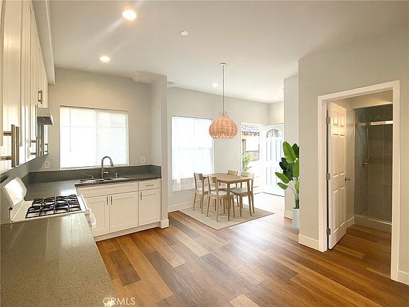 5th image of 300 E Alhambra Rd #D
