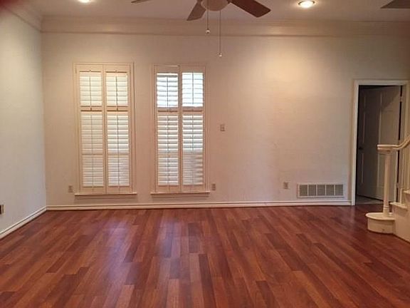 4th image of 4937 Longwood Ct
