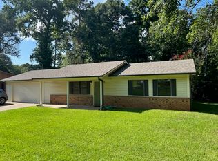 303 E Donna St, White Oak, TX 75693