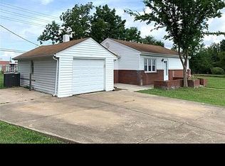 1905 Ridgeway Dr, Arnold, MO 63010